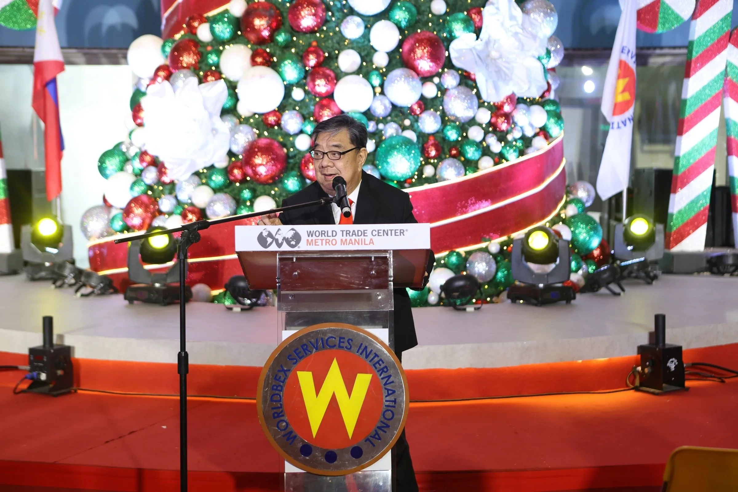 The Grandest World Bazaar Festival Opens!