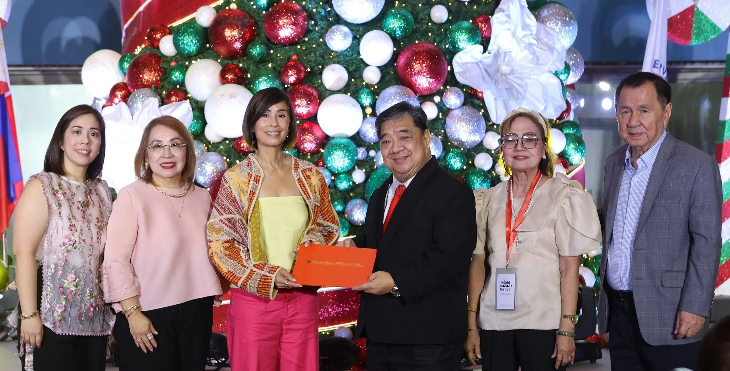 The Grandest World Bazaar Festival Opens!